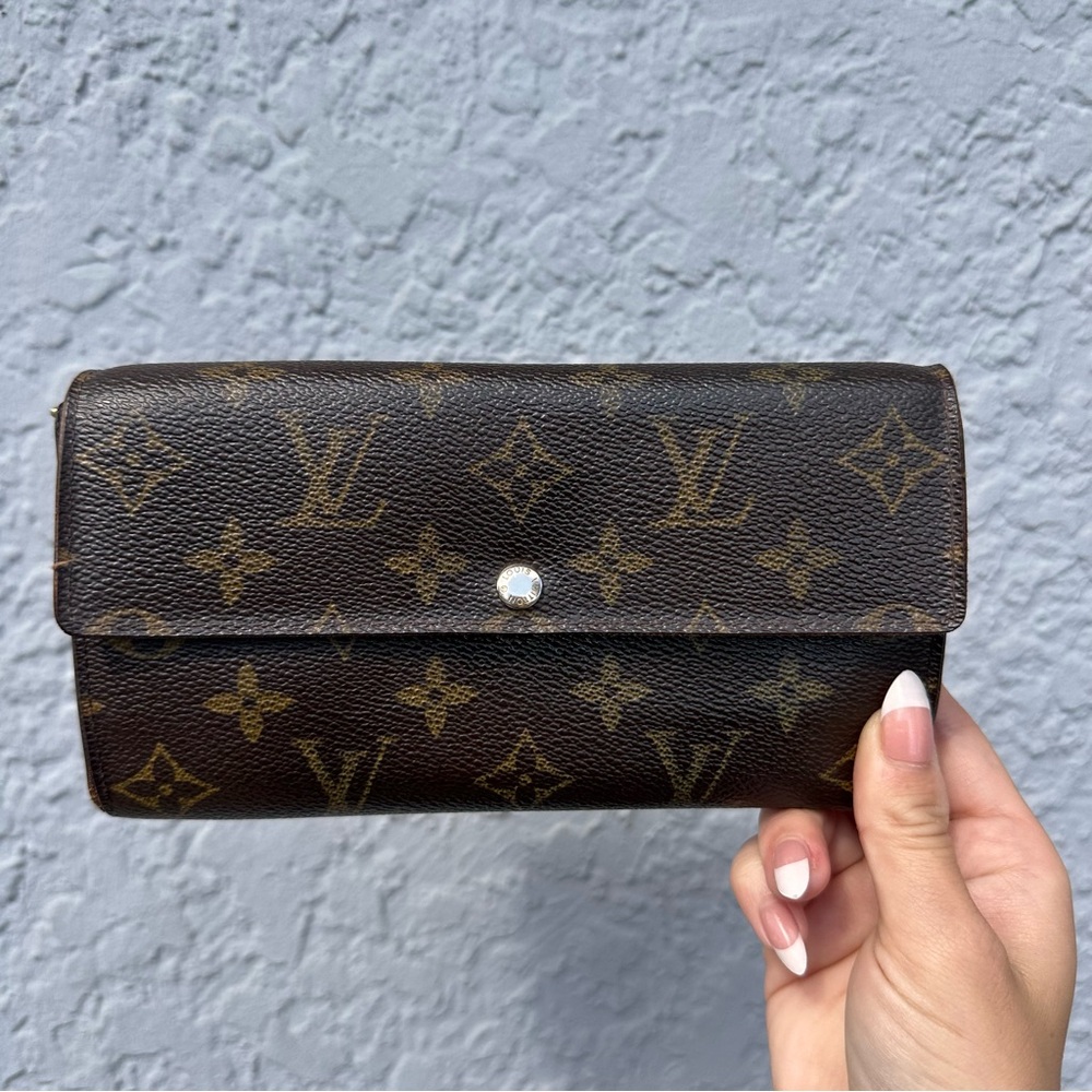 Louis Vuitton Sarah Long Wallet